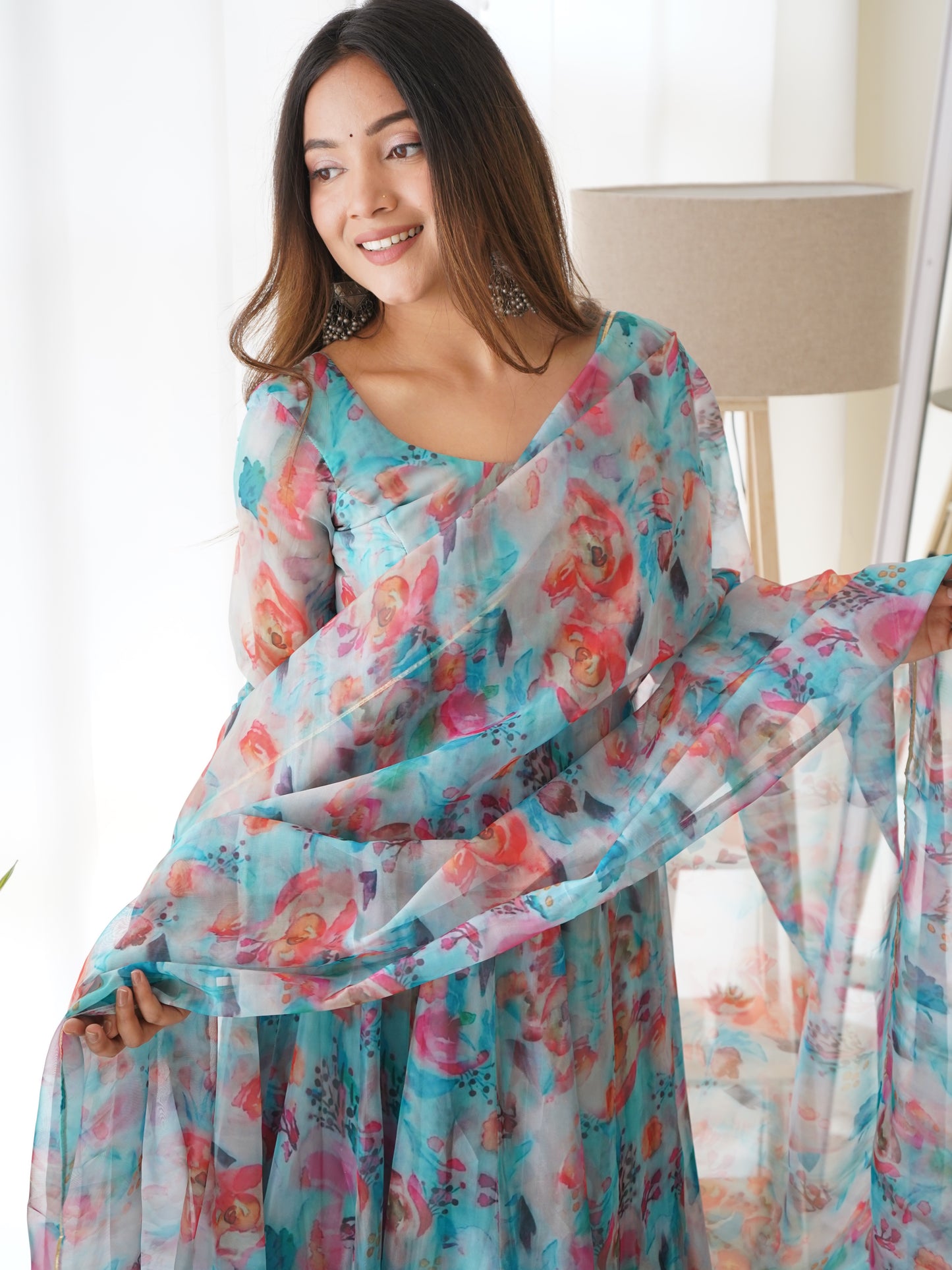 Women Blue Oraganza Floral Print Kurta Suit Set