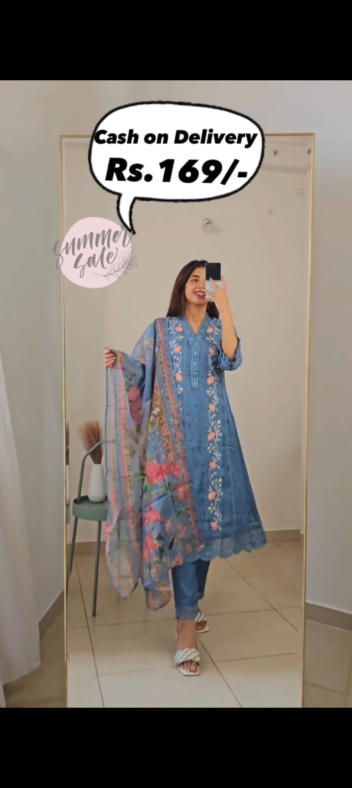 Eyes Catching DESIGNER SIMPLE DESIGNER BLUE THREADWORK A LINE SUIT