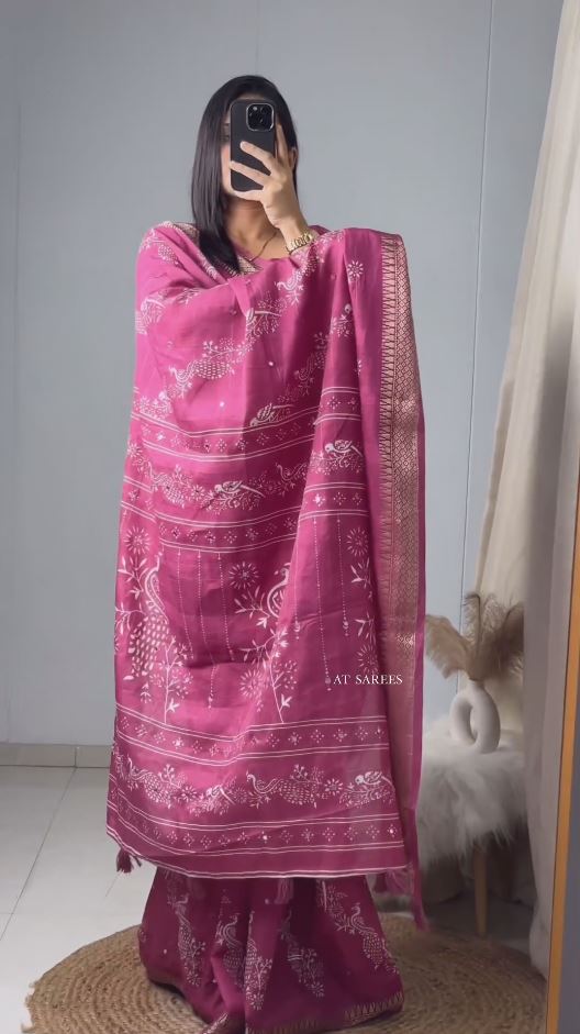 Beautiful Cotton Printed Saree With Running Blouse Piece