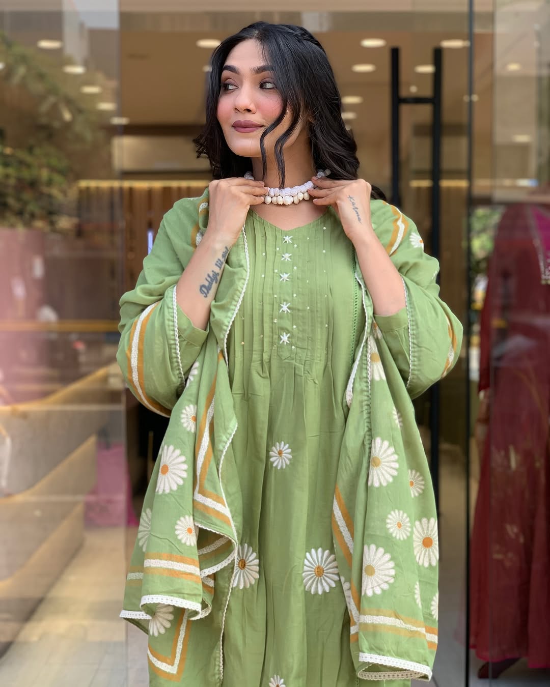🌿 Pastel Green Daisy Embroidered Kurta Set with Dupatta & Crochet Hem Palazzo