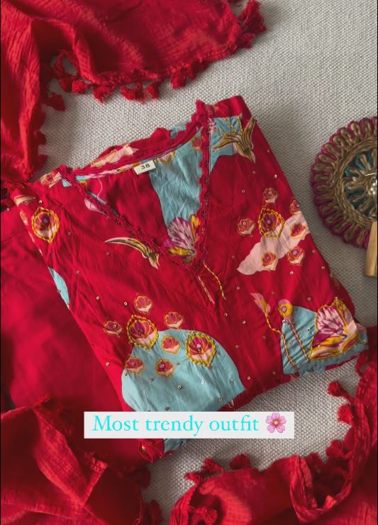 Red Color Viscose Crepe Silk Print Botanic With Pant With Duppata