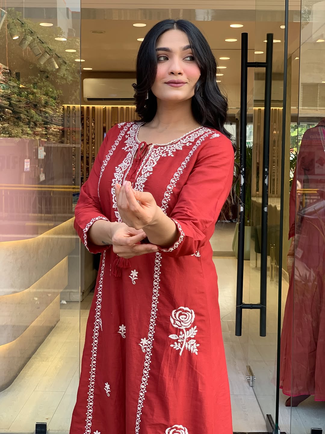 🌸 Maroon Cotton Blend Kurta Pant Set with White Floral Embroidery & Dupatta – Elegant Festive Ethnic Wear for Women