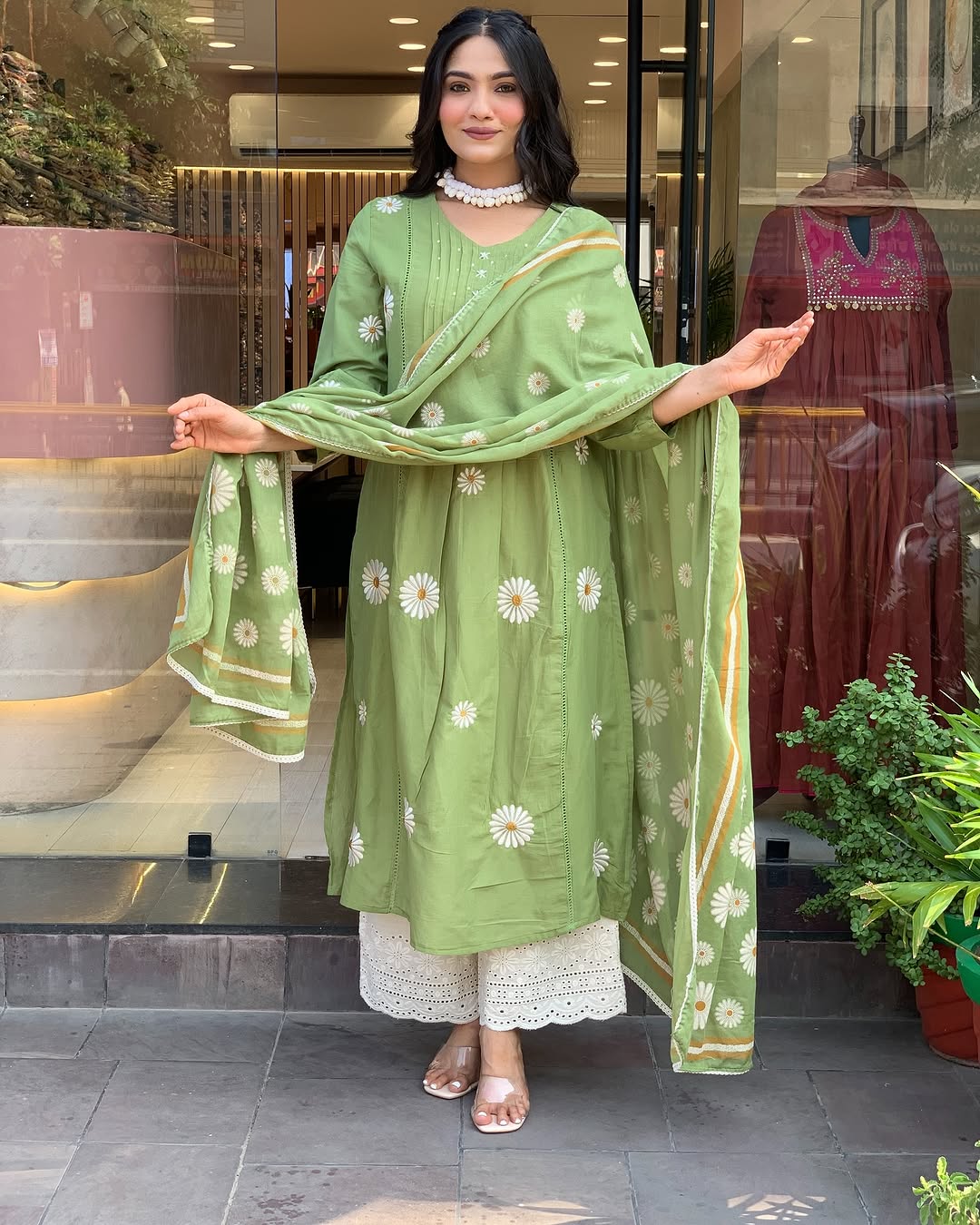 🌿 Pastel Green Daisy Embroidered Kurta Set with Dupatta & Crochet Hem Palazzo