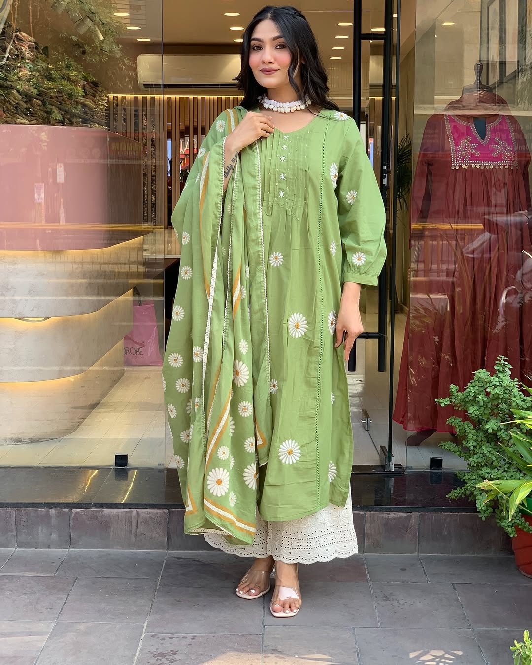 🌿 Pastel Green Daisy Embroidered Kurta Set with Dupatta & Crochet Hem Palazzo