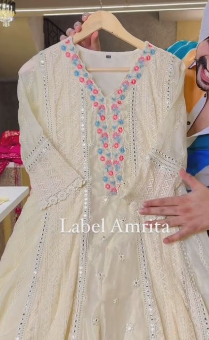 Chikankari kurti in embroidered  Off White And Mirror Work With Duppata