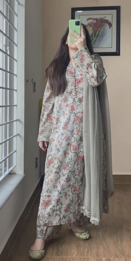 Cream Floral Printed Suit with Organza Dupatta