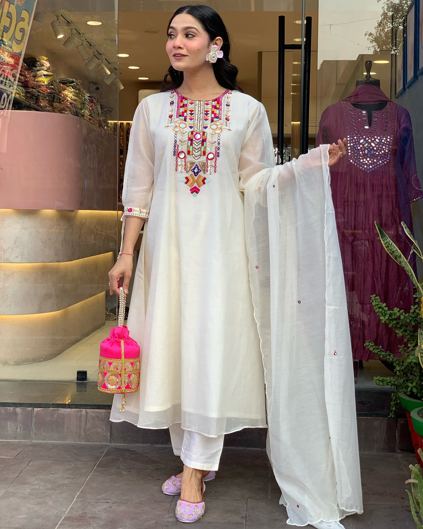 🌸 Off-White Cotton Blend Kurta Pant Set with Multicolor Mirror Embroidery & Dupatta – Elegant Festive Wear Ethnic Set for Women