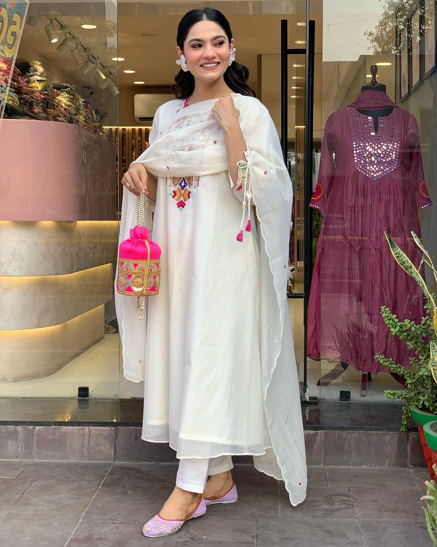 🌸 Off-White Cotton Blend Kurta Pant Set with Multicolor Mirror Embroidery & Dupatta – Elegant Festive Wear Ethnic Set for Women