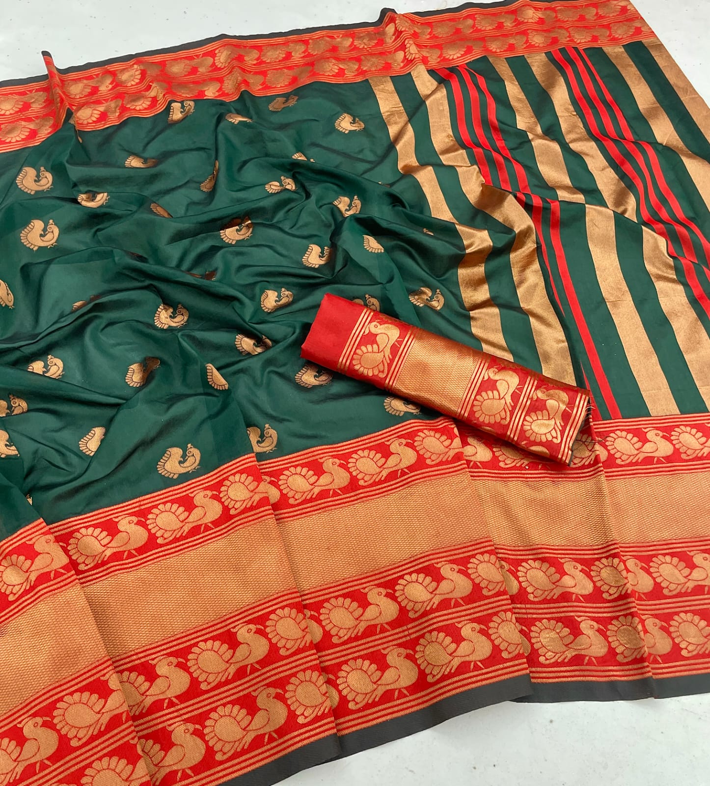 Green Color With Red Border Beautiful Saree
