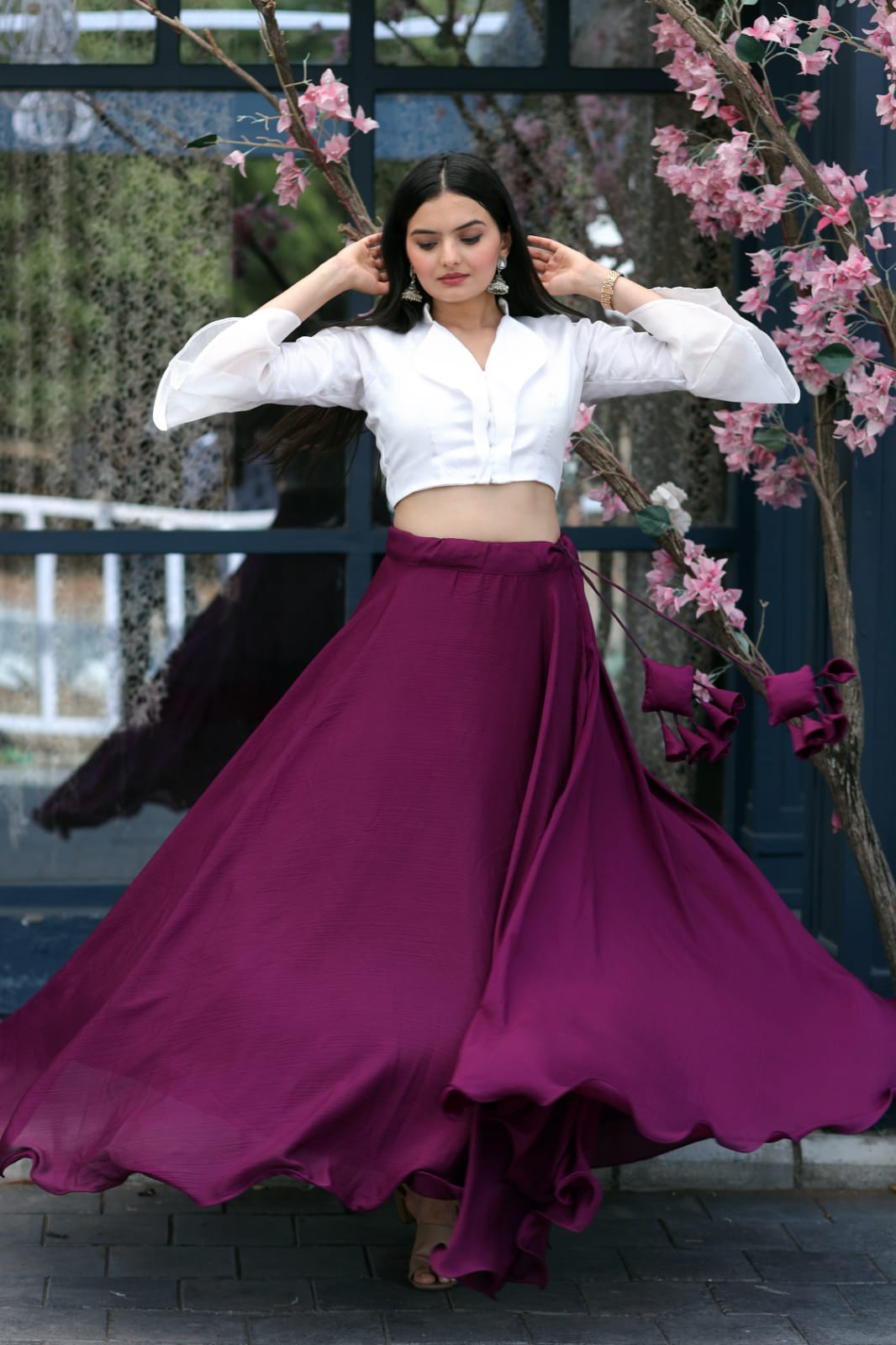 Amazon.com: Wine Velvet Indian Party Long Mulsim Anarkali Lehenga Skirt  Style Zari Suit Women Dress 8505 19 : Clothing, Shoes & Jewelry