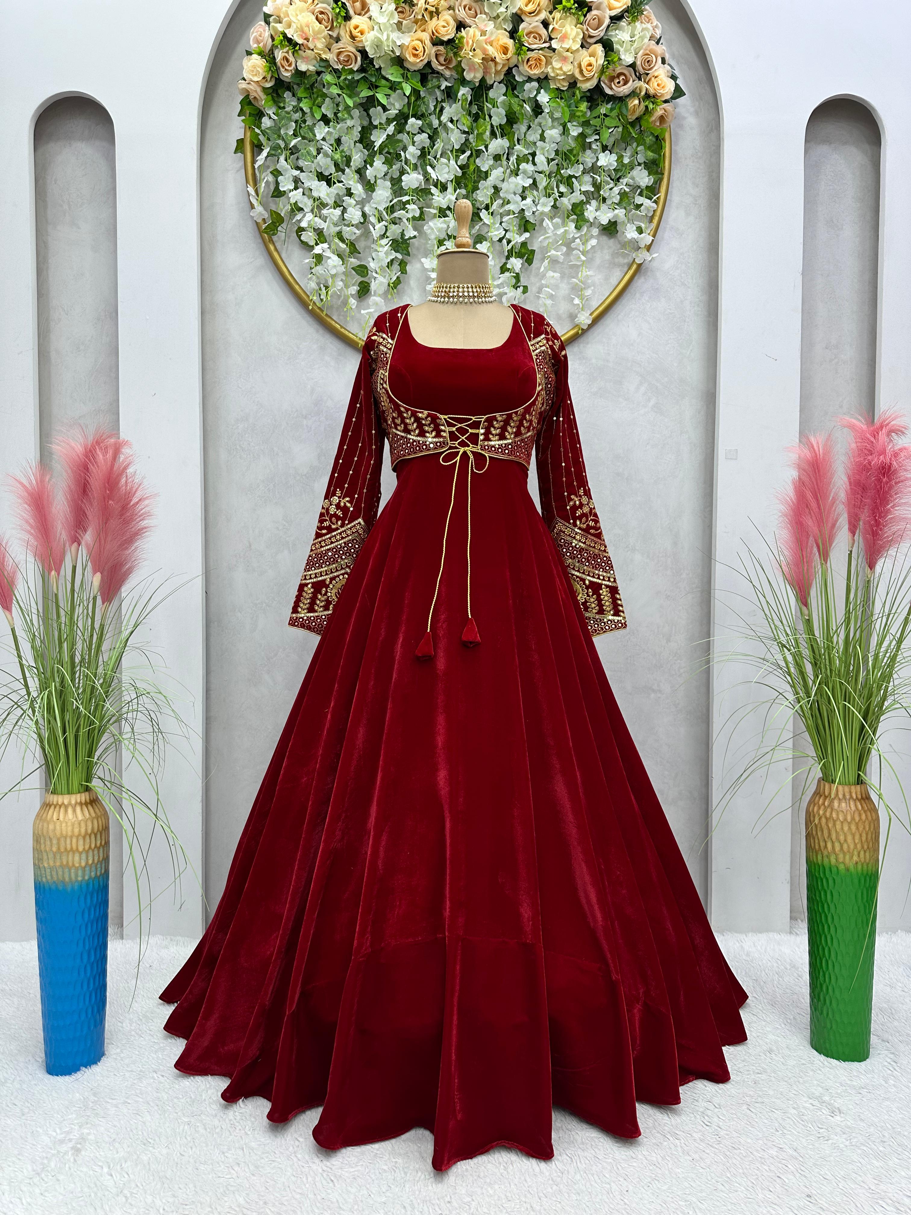 Plain Ladies Maroon Long Net Tail Gown at Rs 9999 in Pune | ID:  2852097172273
