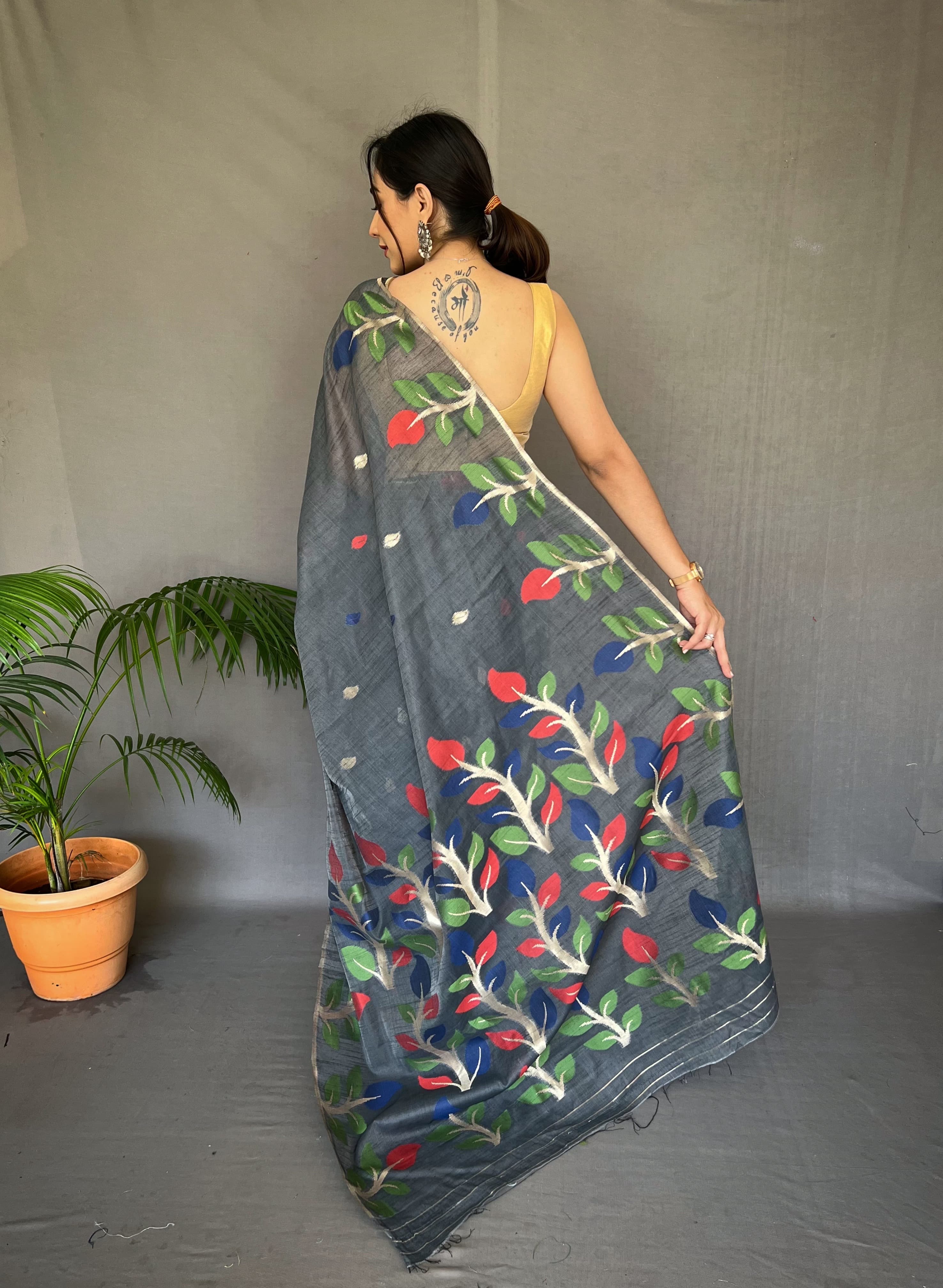 Black Linen Saree With Meenakari Weaving Work