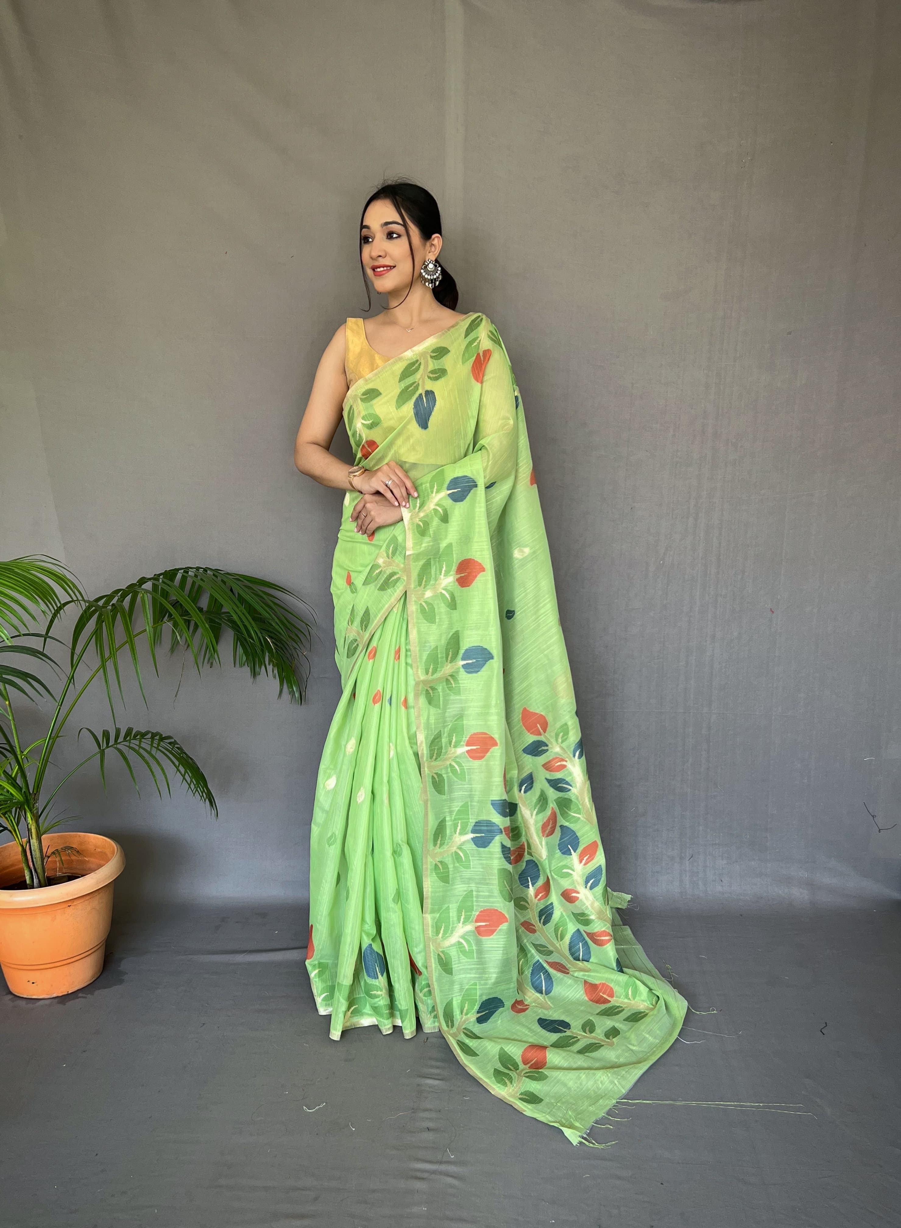 Green Linen Saree With Meenakari Weaving Work