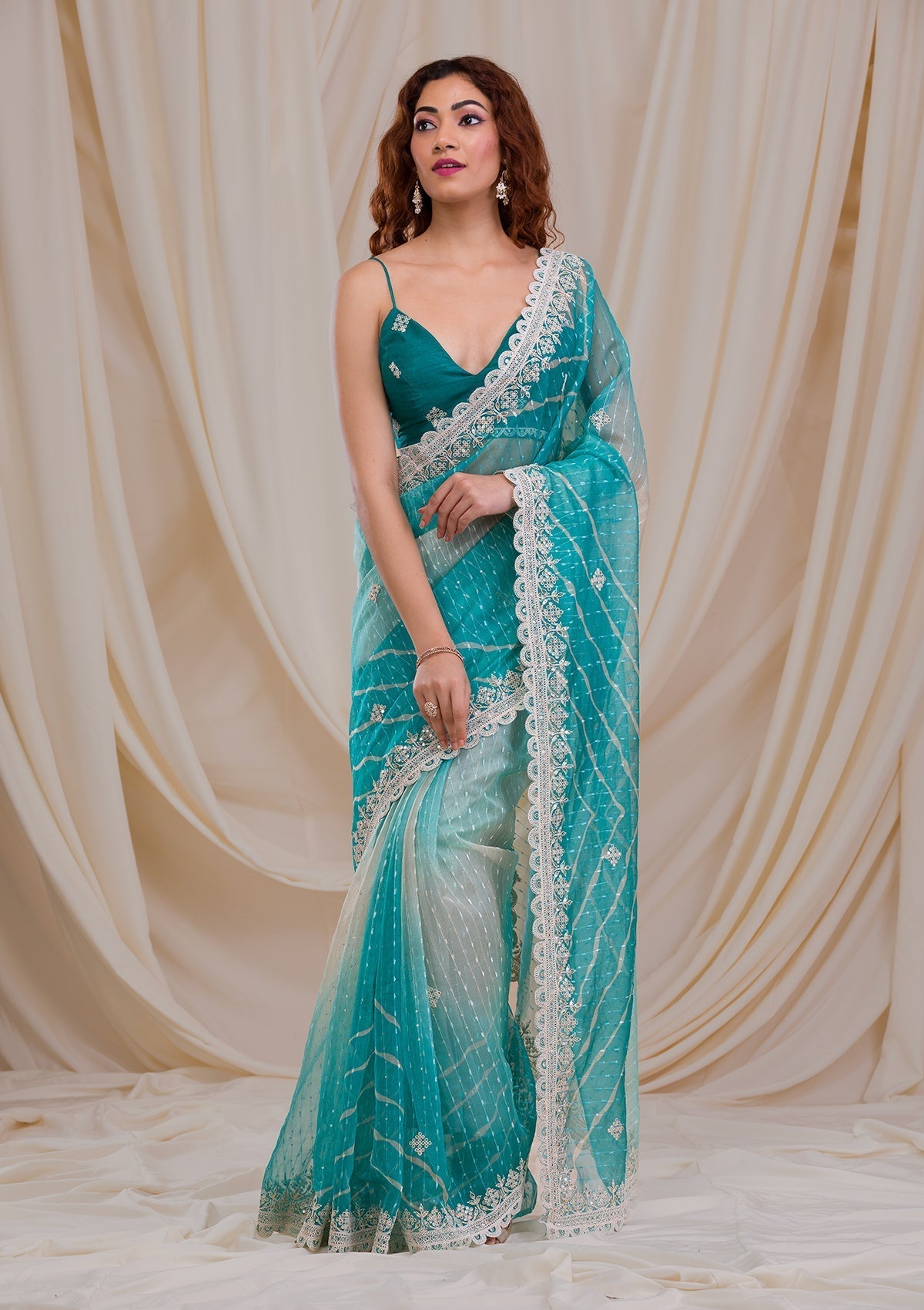 Mehendi Gotapatti Net Saree