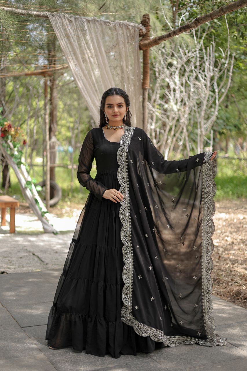 X-lady launching Gown Dupatta with bottom » Buy online from