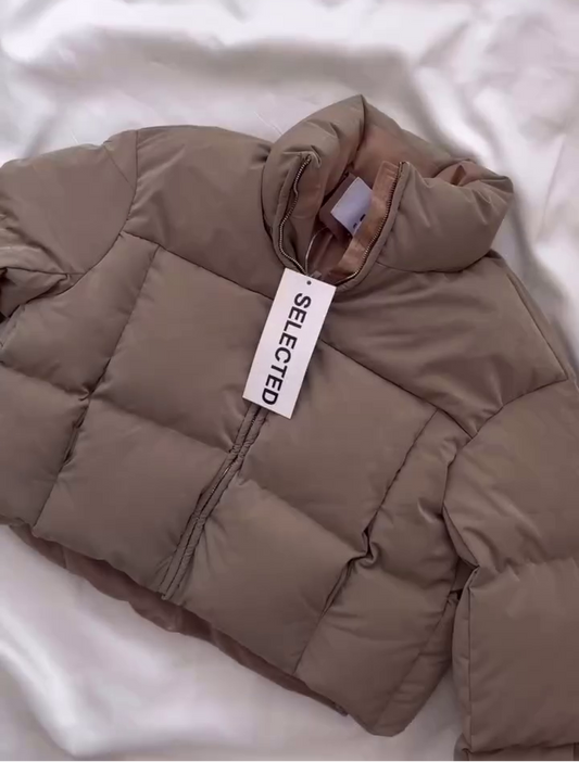 LATEST WINTER WEAR BOMBER JACKETS FOR WOMEN – TRENDS & STYLES GUIDE