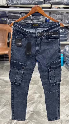Men Dark Blue Denim Jeans with Classic Five-Pocket Design for Daily Wear and Casual Styling
