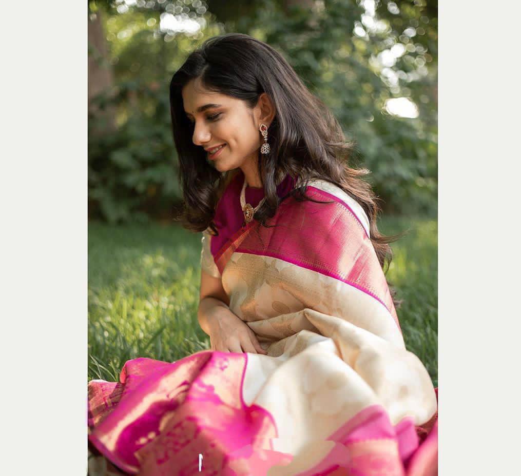 Traditional Look Cream With Pink Color Saree