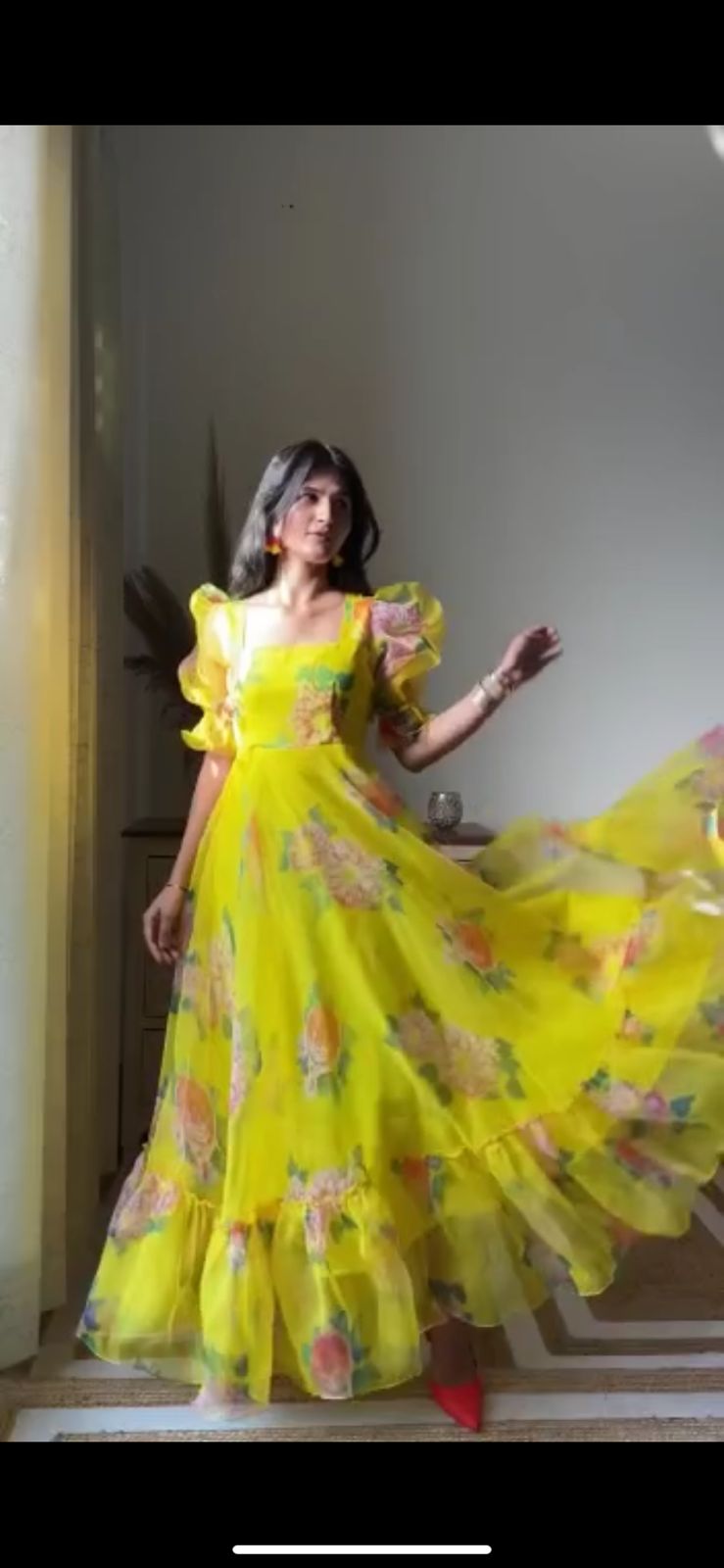 Graceful Organza Silk Yellow Color Digital Printed Gown
